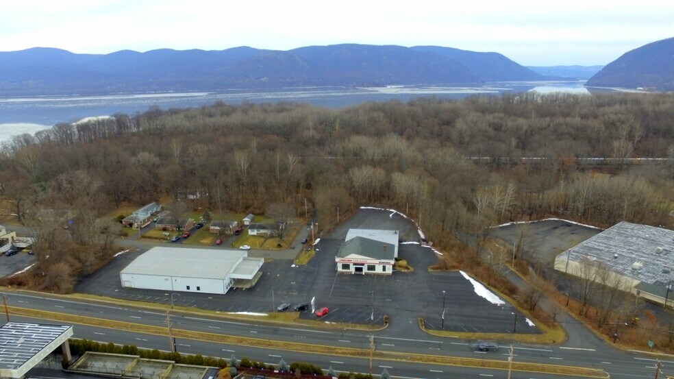 More Photos Of 2934 US Route 9W, New Windsor Township Auto Dealership For Sale