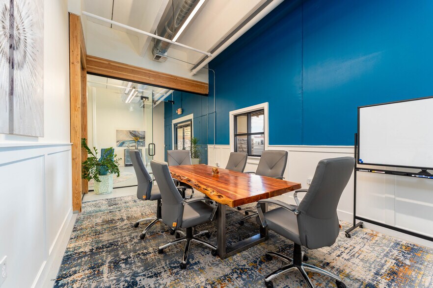 More Photos Of 1906 N Higley Rd, Mesa Light Distribution For Sale