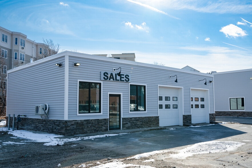 More Photos Of 42 County St, Attleboro Unknown For Lease