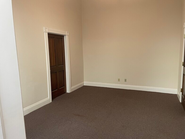 More Photos Of 226-228 S Union Ave, Pueblo Storefront Retail Office For Lease
