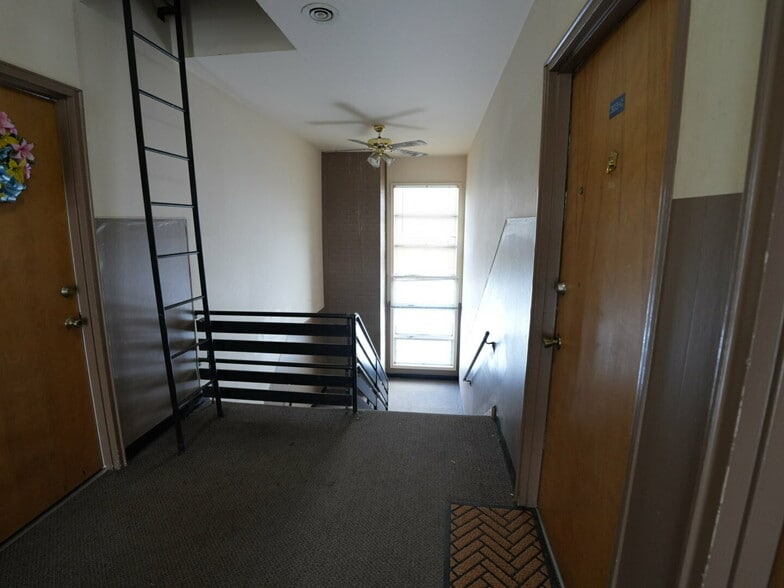 More Photos Of 311 W Highland Dr, Williston Apartments For Sale