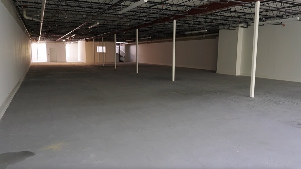 More Photos Of 325 Clematis St, West Palm Beach Restaurant For Sale