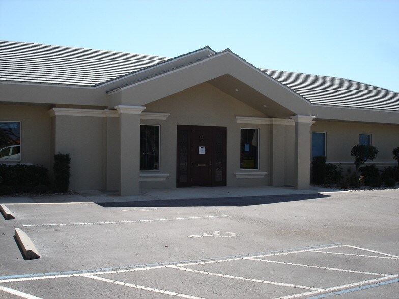 More Photos Of 8961 Conference Dr, Fort Myers Office For Sale