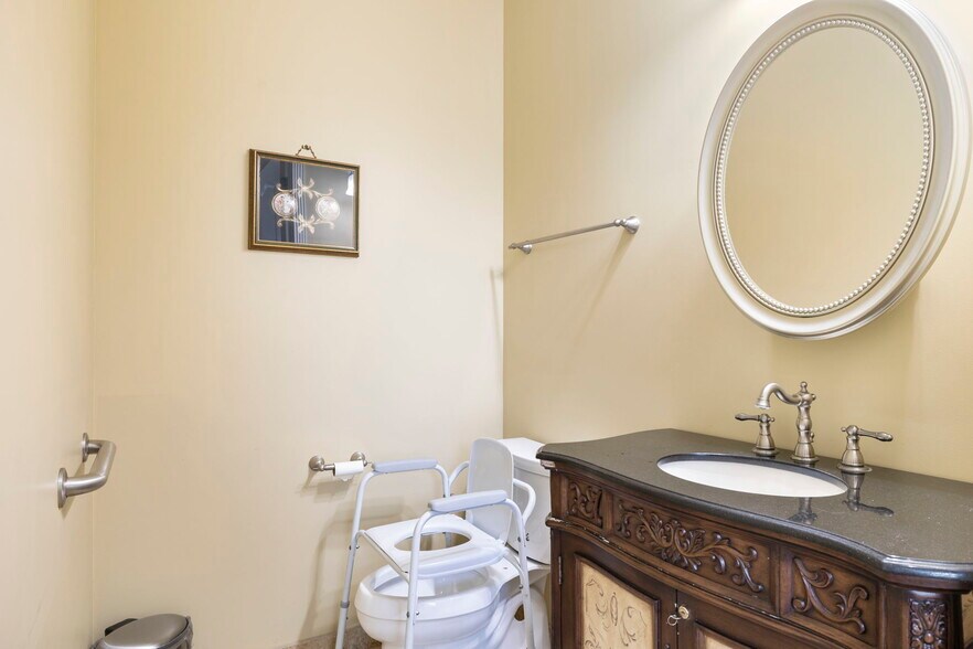 More Photos Of 10448 N 106th Pl, Scottsdale Assisted Living For Sale