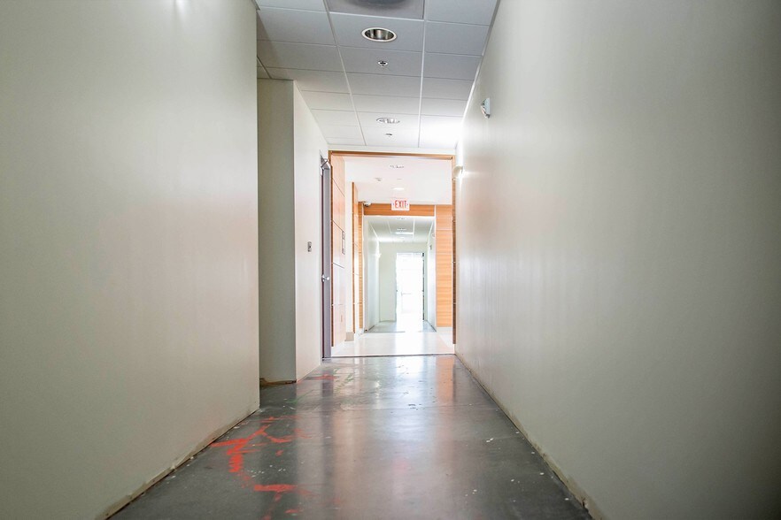 More Photos Of 18-68 Rio Rancho Rd, Pomona Unknown For Lease