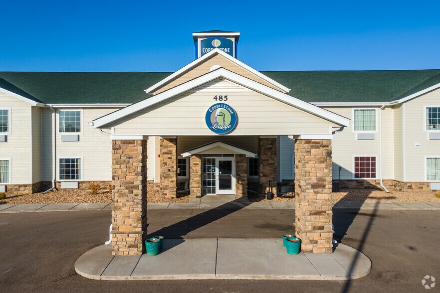 Primary Photo Of 485 S Elm Rd, Eaton Hotel For Sale