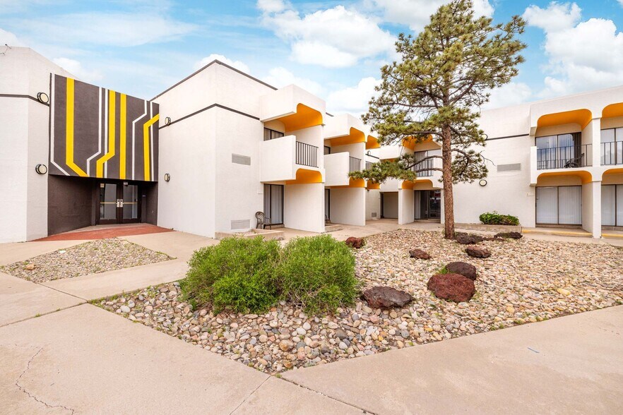 More Photos Of 2886 S Circle Dr, Colorado Springs Multifamily For Sale
