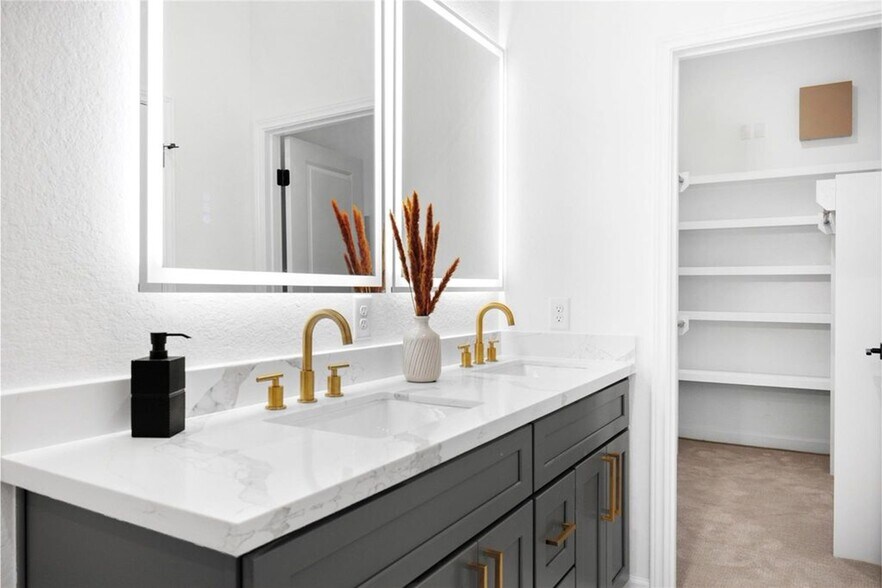 More Photos Of 6314 Crest st, Houston Multifamily For Sale