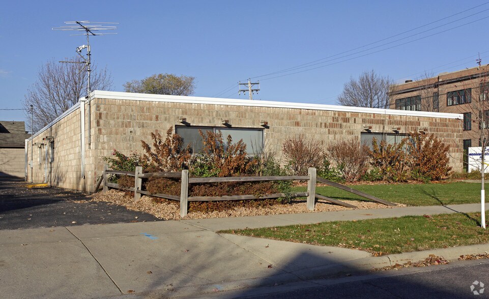 More Photos Of 1204 7th St S, Saint Cloud Office For Sale