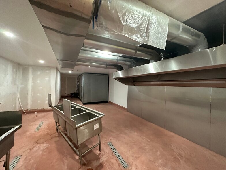 More Photos Of 360 Thurston Rd, Rochester Restaurant For Sale