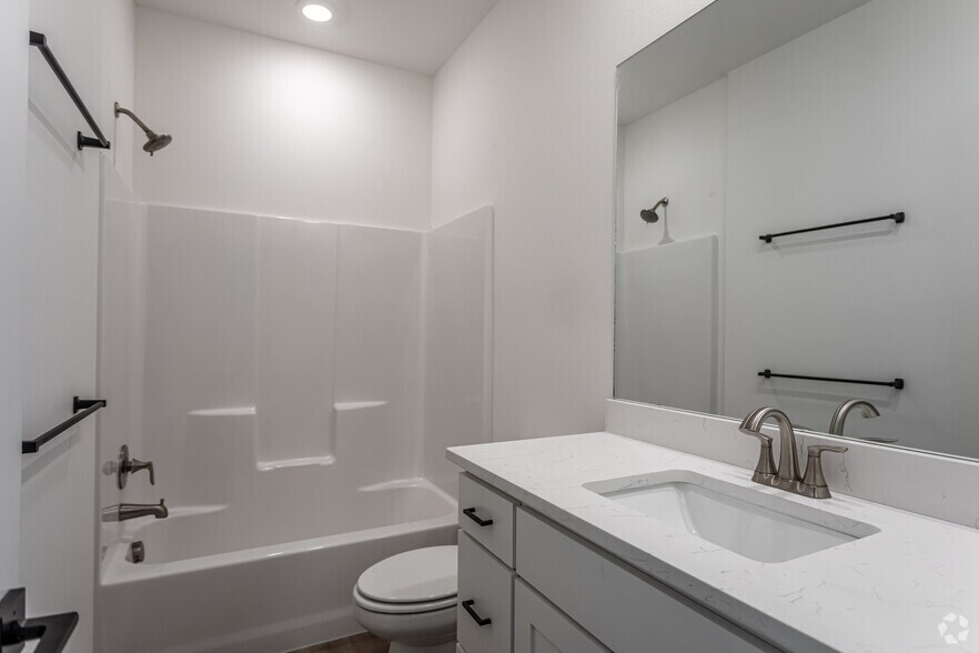 More Photos Of 1333 & 1339 W Mount Comfort Rd, Fayetteville Apartments For Sale
