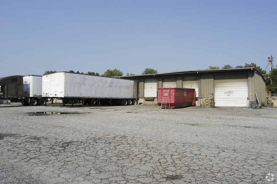 More Photos Of 1738 Joy Lake Rd, Lake City Warehouse For Lease