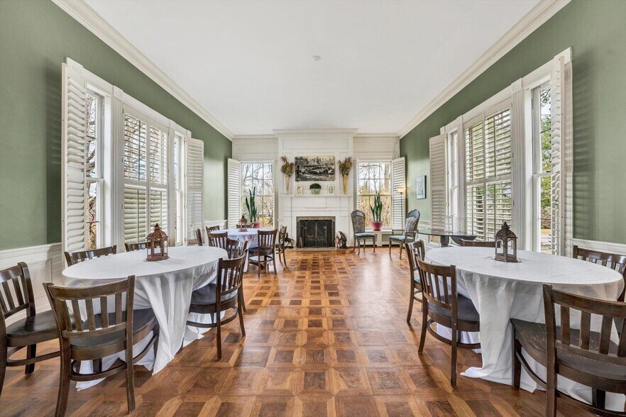 More Photos Of 50 Floyd Ave, Rocky Mount Specialty For Sale