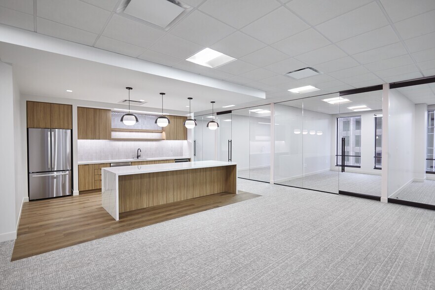 More Photos Of 2100 Ross Ave, Dallas Office For Lease