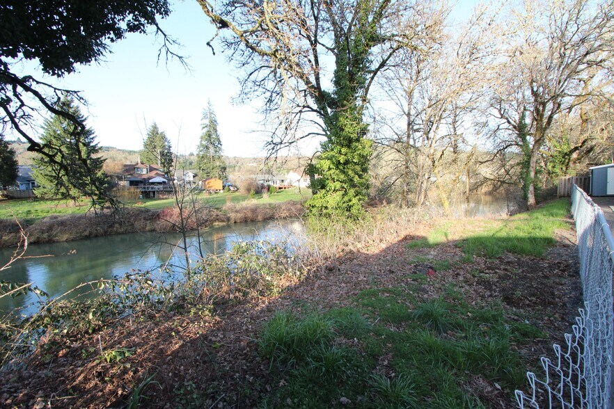 More Photos Of 515 SE Sheridan Rd, Sheridan Manufactured Housing Mobile Home Park For Sale