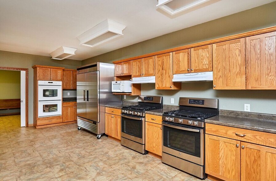 More Photos Of 22952 141st Dr, Bouton Religious Facility For Sale