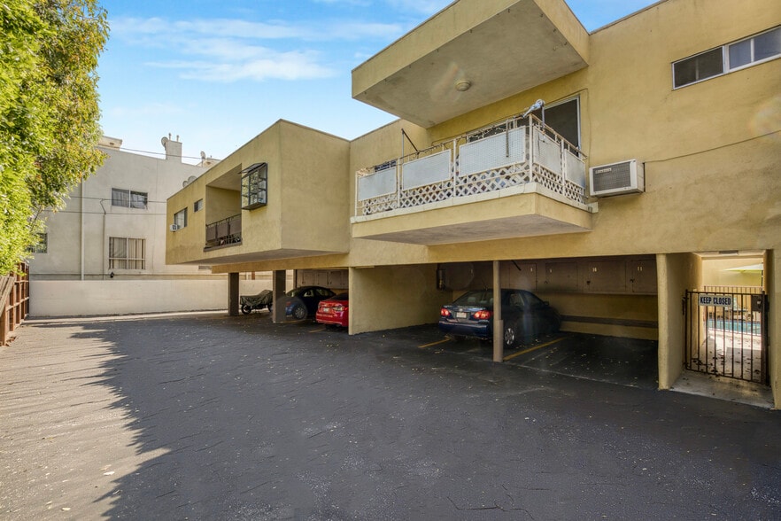 More Photos Of 14641 Magnolia Blvd, Sherman Oaks Apartments For Sale