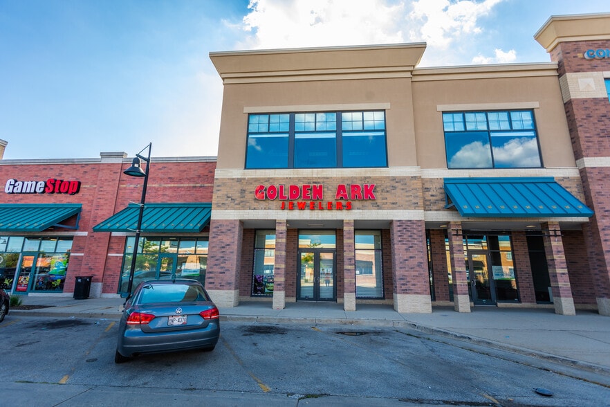 More Photos Of 5700 W Capitol Dr, Milwaukee Unknown For Lease