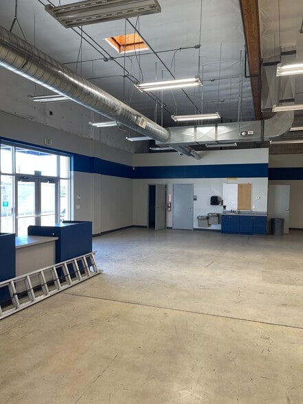 More Photos Of 1170 W Riverdale Rd, Ogden Freestanding For Lease