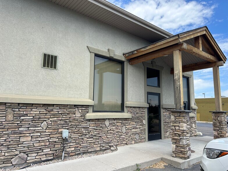 More Photos Of 750 W Quinn Rd, Pocatello Medical For Sale