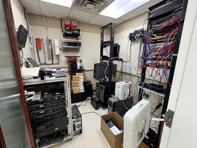 More Photos Of 4416 74th St, Lubbock Office For Sale