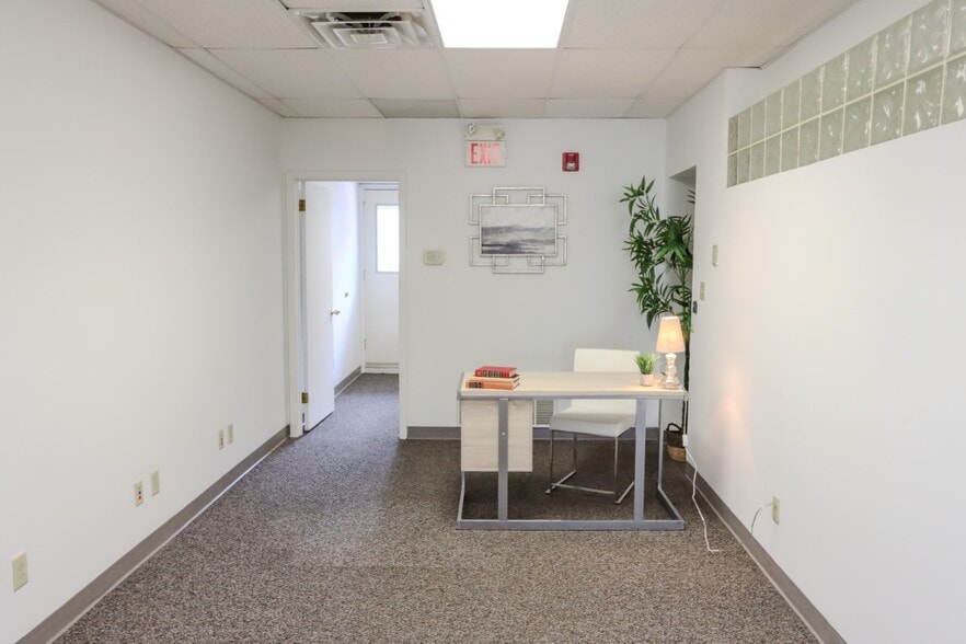 More Photos Of 1112-1128 Broadway St, Quincy Flex For Lease