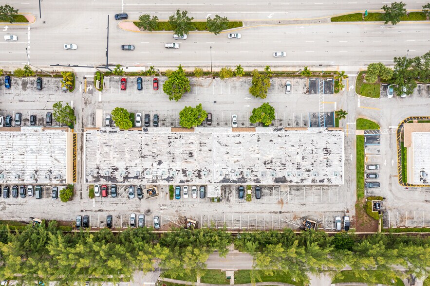 More Photos Of 2750-2784 N University Dr, Sunrise Unknown For Lease