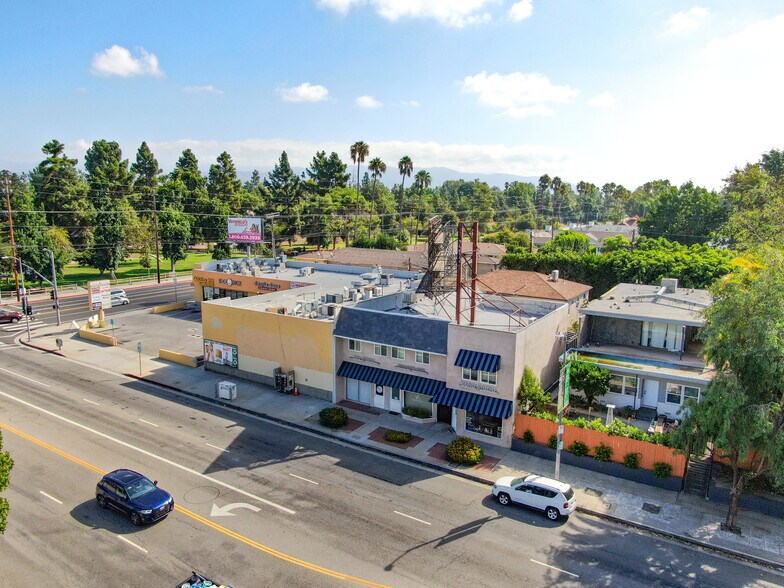 More Photos Of 4340-4346 Laurel Canyon Blvd, Studio City Storefront Retail Office For Sale