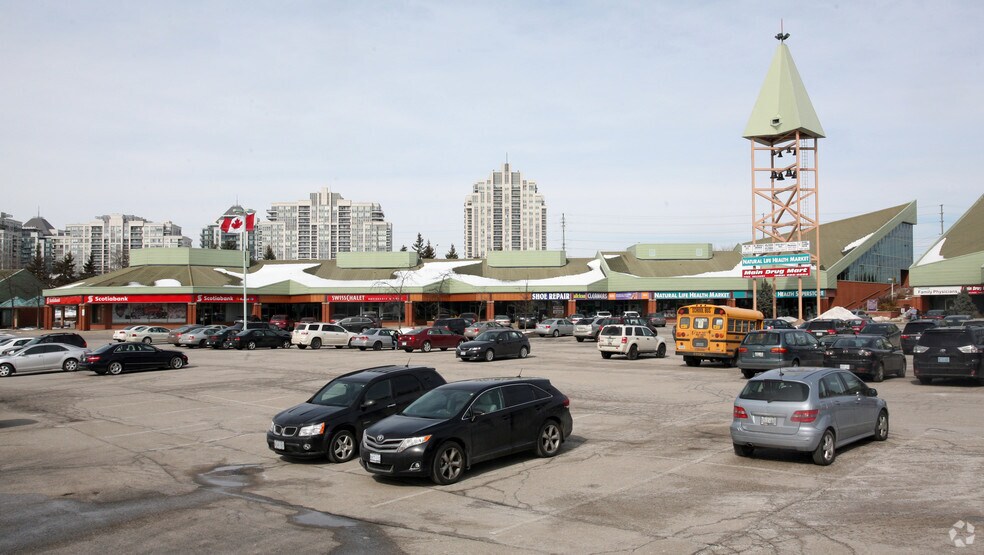More Photos Of 7700 Bathurst St, Vaughan Freestanding For Lease
