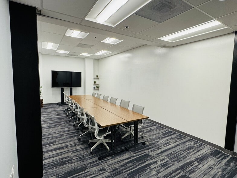 More Photos Of 705 Gold Lake Dr, Folsom Office For Lease