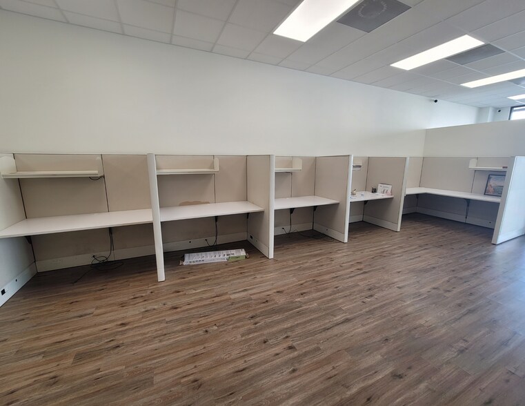 More Photos Of 203 Brand Ln, Stafford Office Residential For Lease