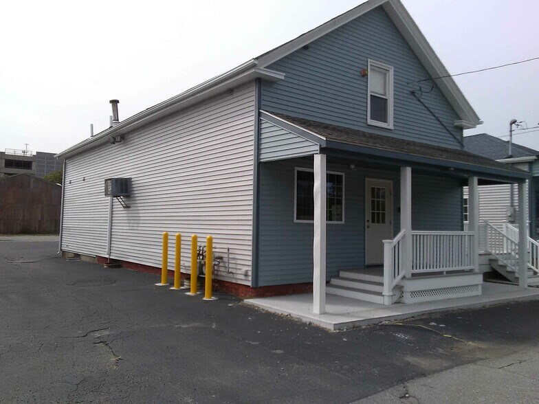 More Photos Of 84-86 Kilvert St, Warwick Restaurant For Sale