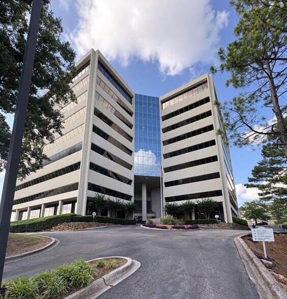 More Photos Of 600 Beacon Pkwy W, Birmingham Medical For Lease