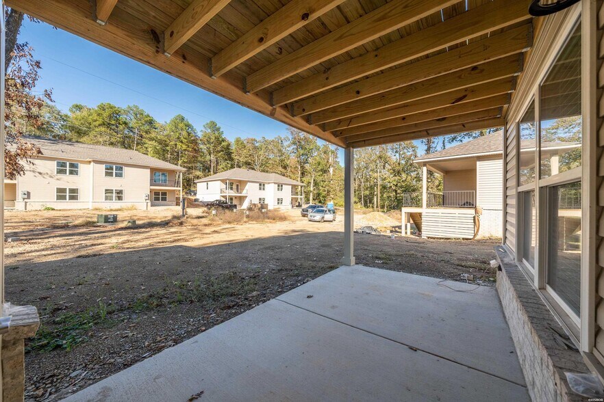 More Photos Of 102 & 106 Cheyenne St, Hot Springs National Park Apartments For Sale