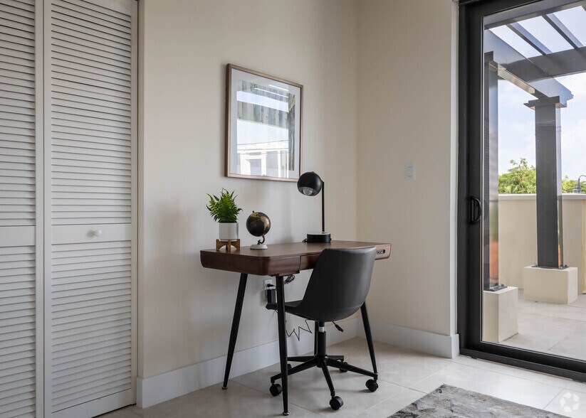 More Photos Of 1091 Galiano St, Coral Gables Apartments For Sale