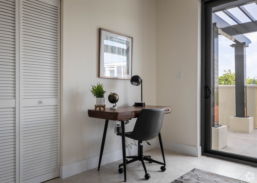 More Photos Of 1091 Galiano St, Coral Gables Apartments For Sale