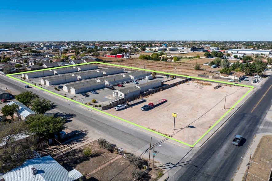 More Photos Of 100 W Taos St, Hobbs Hotel For Sale