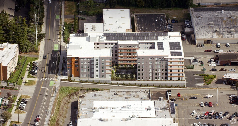 More Photos Of 13280 Linden Ave N, Seattle Apartments For Lease