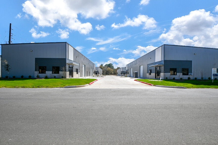 Primary Photo Of 5713 13th St, Katy Unknown For Lease