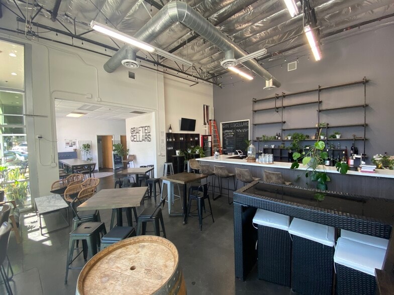 More Photos Of 2379 La Mirada Dr, Vista Warehouse For Lease