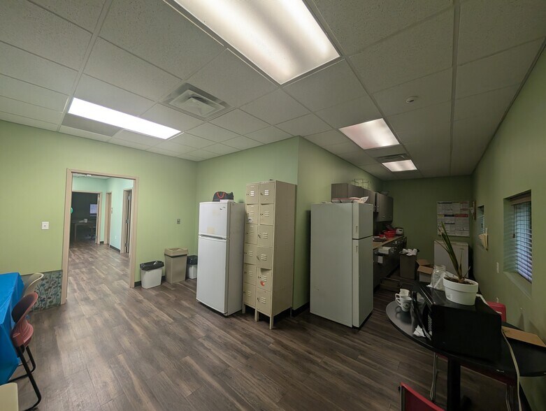 More Photos Of 57 Summit Dr, Corbin Medical For Lease