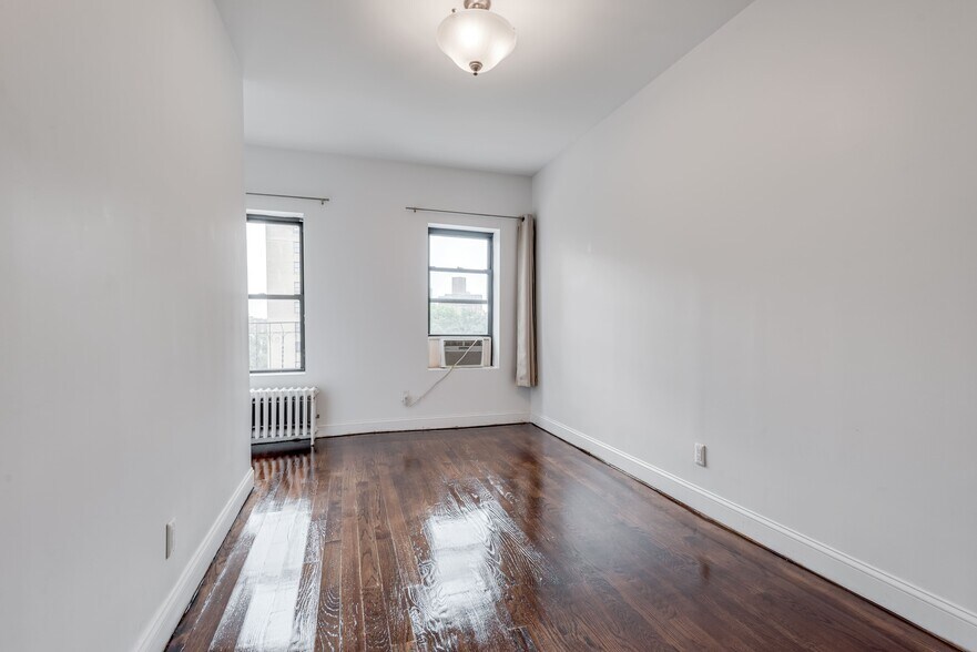 More Photos Of 193 Avenue C, New York Apartments For Sale