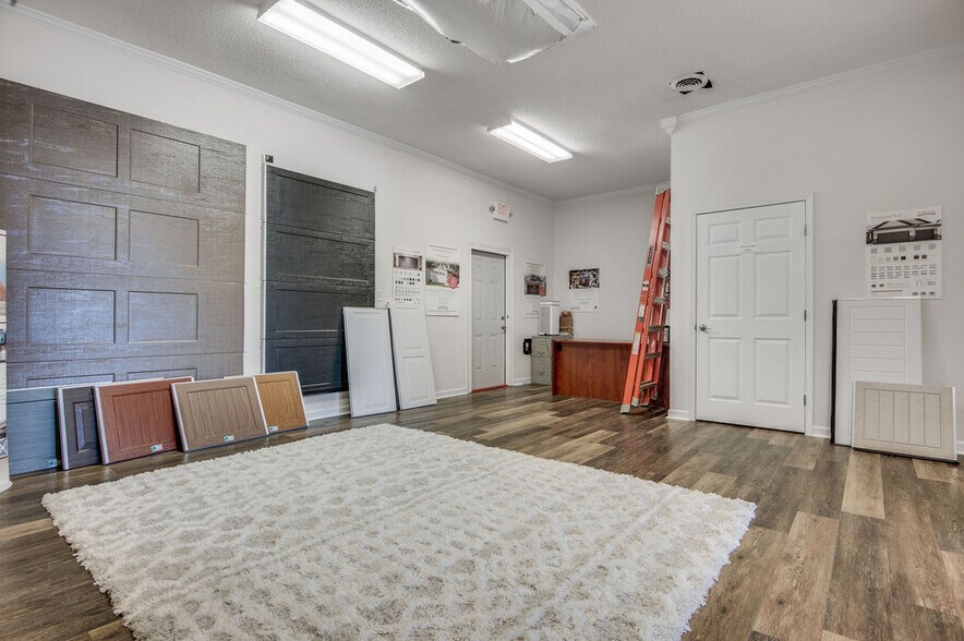 More Photos Of 1212-1216 Gum Branch Rd, Jacksonville General Retail For Sale