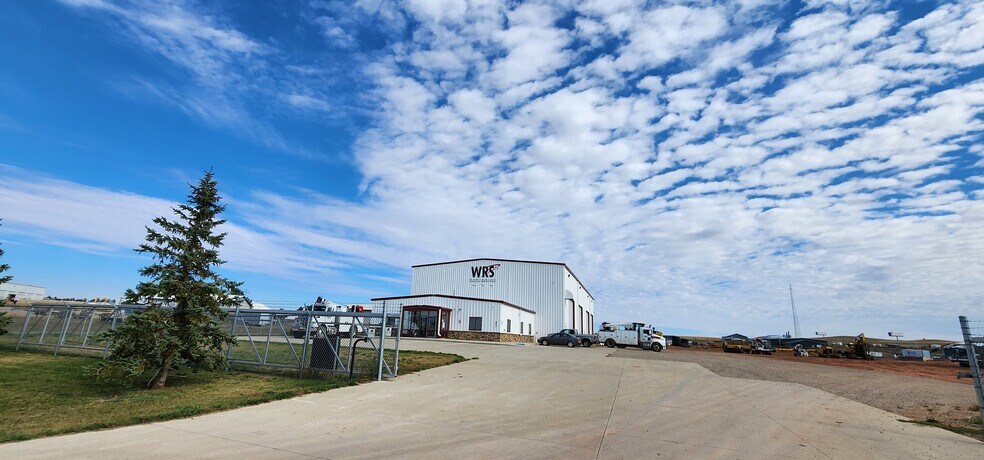 More Photos Of 860 35th Ave E, Dickinson Warehouse For Sale