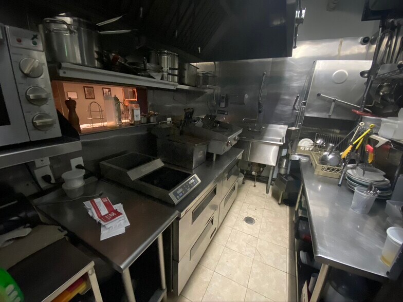 More Photos Of 395 Nostrand Ave, Brooklyn Apartments For Lease