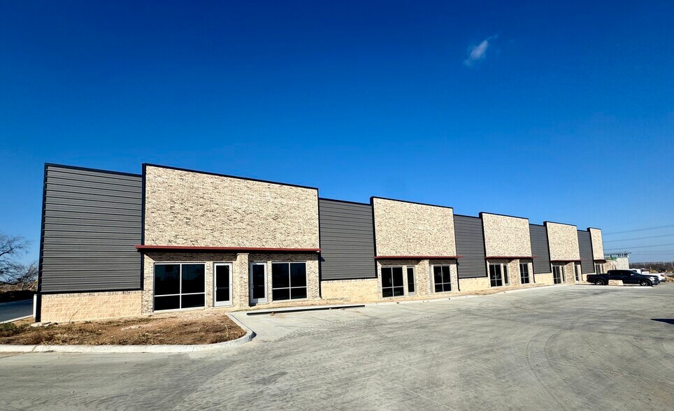 Primary Photo Of 1104 S FM 156, Justin Flex For Lease