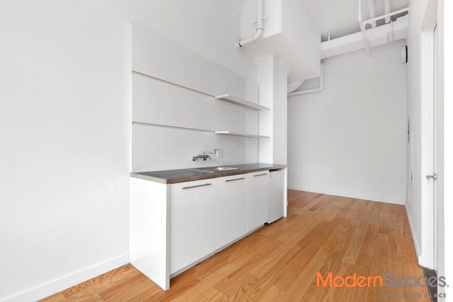 More Photos Of 2728 Thomson Ave, Long Island City Apartments For Sale