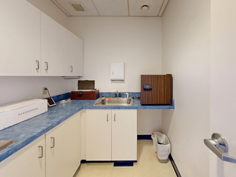 More Photos Of 128 W 12th St, Erie Office For Sale