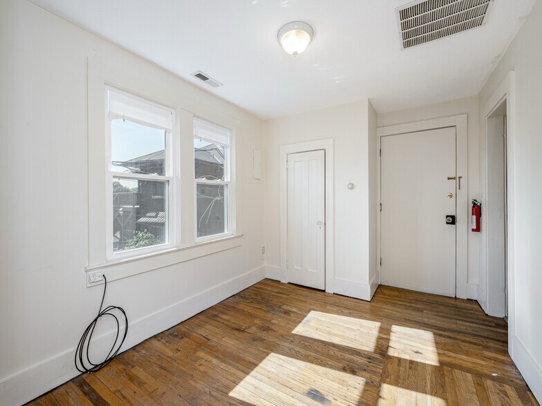 More Photos Of 891 Haywood Rd, Asheville Apartments For Sale