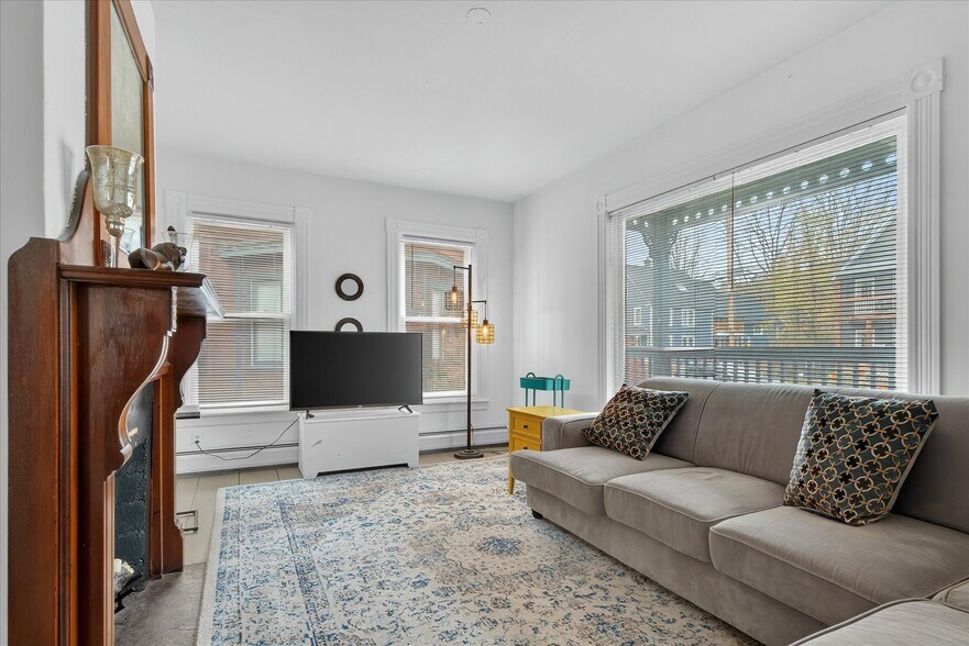 More Photos Of 61 Pleasant St, Ludlow Apartments For Sale